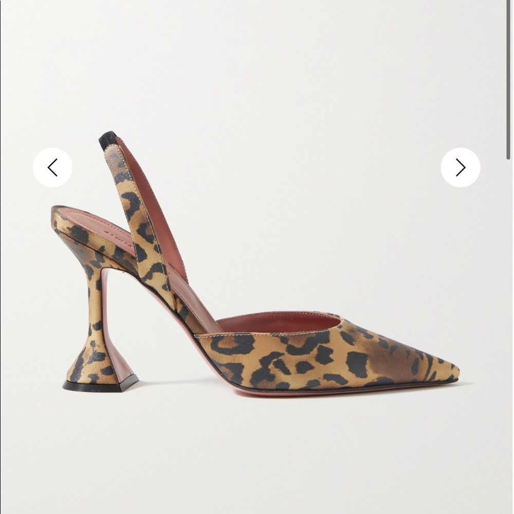 Amina muaddi hollisling